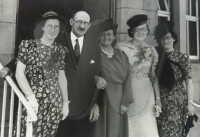 Elizabeth McLean Redpath (left), George Redpath &amp; Helen Jane Redpath (far right).