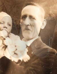 Samuel Burke 1866-1943 with grandson Charles.jpg
