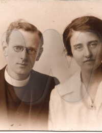 Reverend Charles Burke 1893-1968 with his wife Edna on honeymoon at Colwyn Bay.jpg