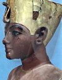 Stuccoed and painted wooden head of a dummy of the young Tutankhamen