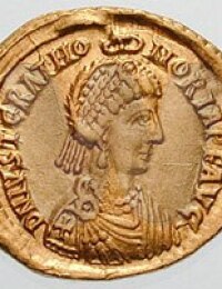 Justa Grata Honoria crowned Augusta by the hand of God