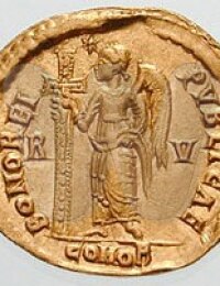 Justa Grata Honoria crowned Augusta by the hand of God - back