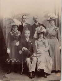 Ethel Elizabeth standing on right at Annie Maria&#039;s wedding.jpg