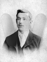 Robert Dickinson James