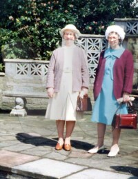 Dorothy Isobel James and Winifred Mary James.