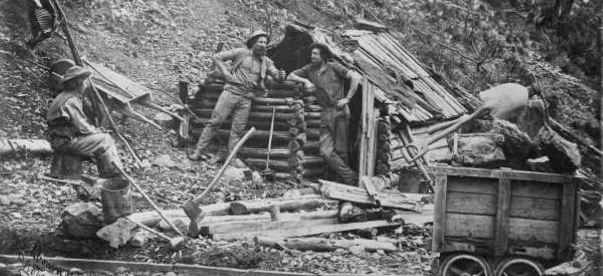 A prospector's hut in Upper Dargo 1870